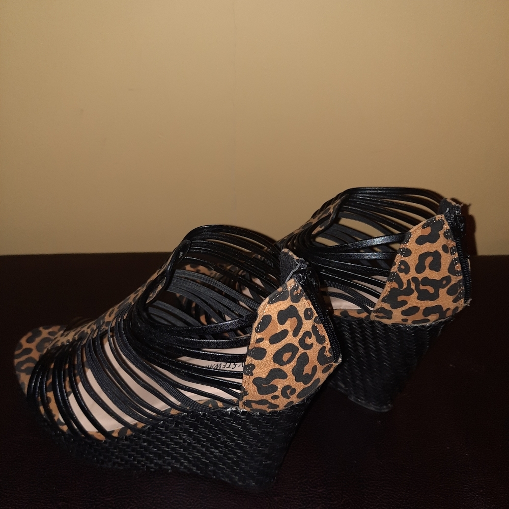 Animal Print Wedges - Picture 3 of 4